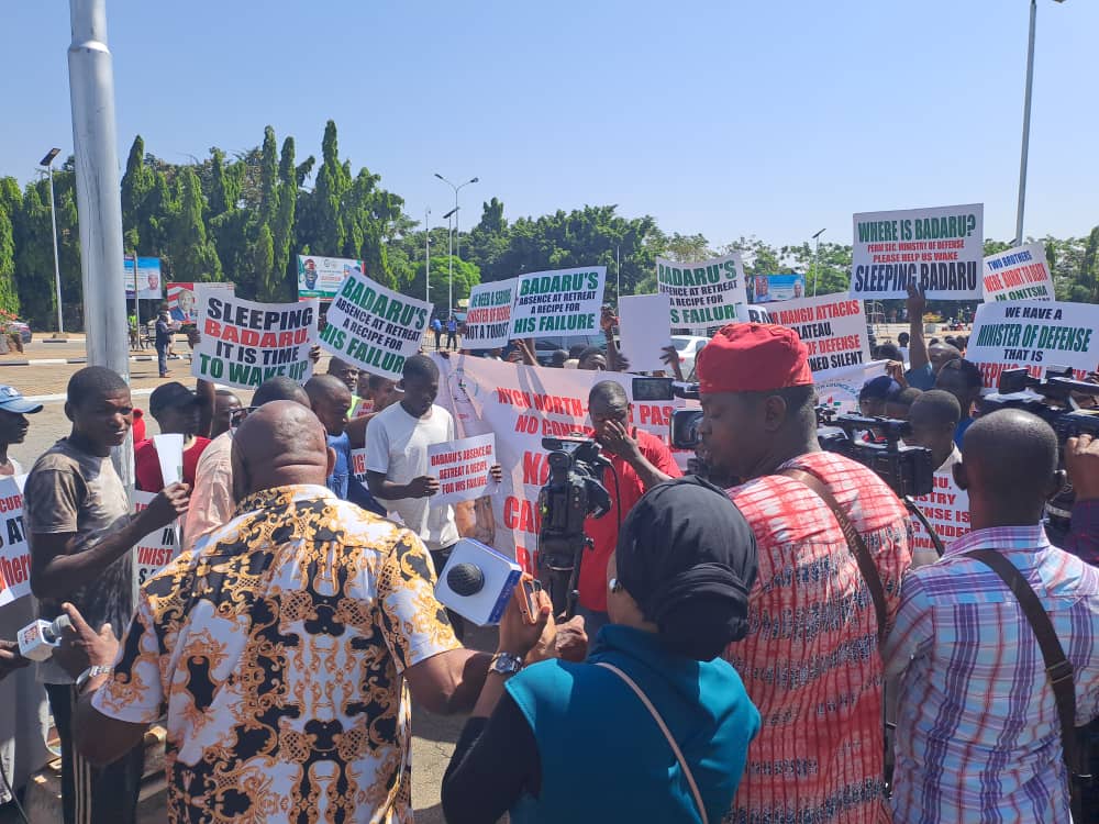 Protesters stormed Nigeria’s National Assembly over the recent bombing of civilians in Kaduna by the Army. Photo: Daily Trust.