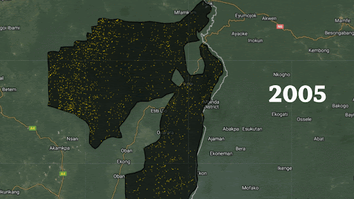 Map showing shrinking area from 2005 to 2018 with scattered yellow dots, indicating potential deforestation or land use change.